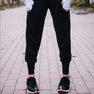 Zyia Joggers in a Bottle